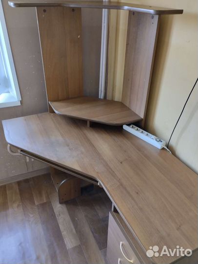 Письменный - компьютерный стол бу