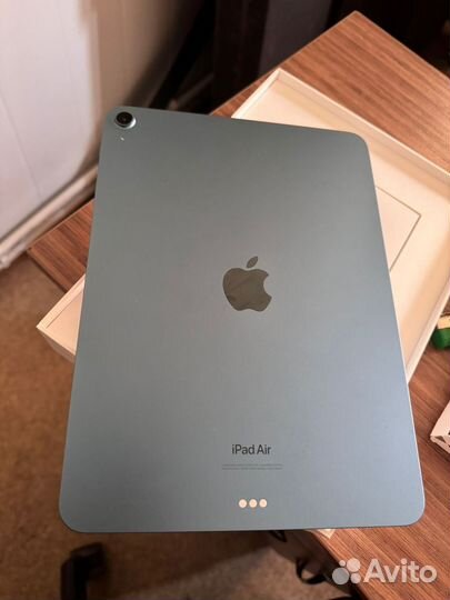 iPad air 5 64gb wi fi