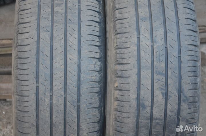 Michelin Latitude Tour HP 215/70 R16