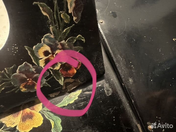 Антикварная складная полочка из папье-маше