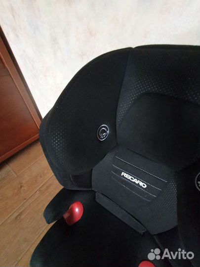 Детское автокресло Recaro Monza Nova
