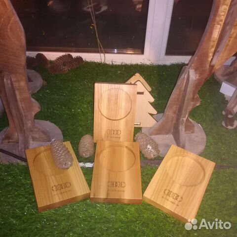 Подставка из масива дерева