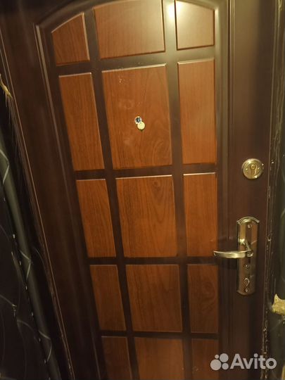 Металлическая дверь бу 860 2050