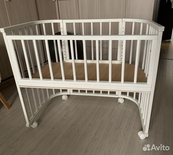 Приставная кроватка