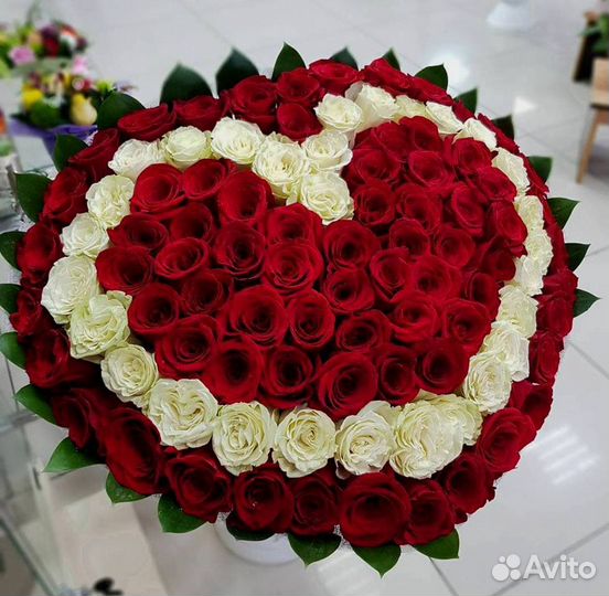 Цветы с бесплатной доставкой.Розница