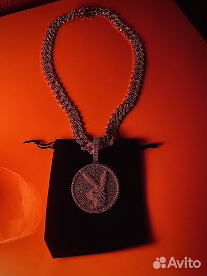 Цепочка Playboy