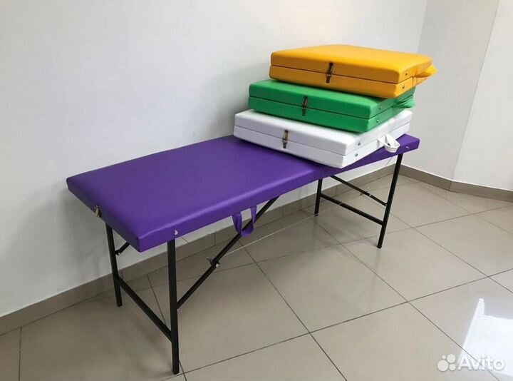 Складная кушетка на стальных ножках