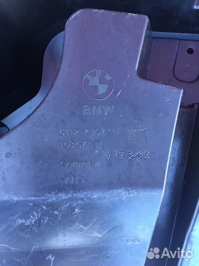 Крепление бампера левое заднее BMW F11