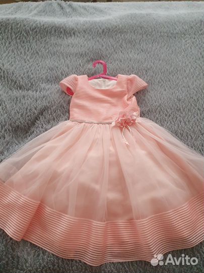 Платье для девочки нарядное