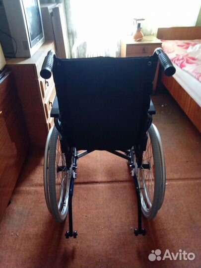 Инвалидная коляска новая