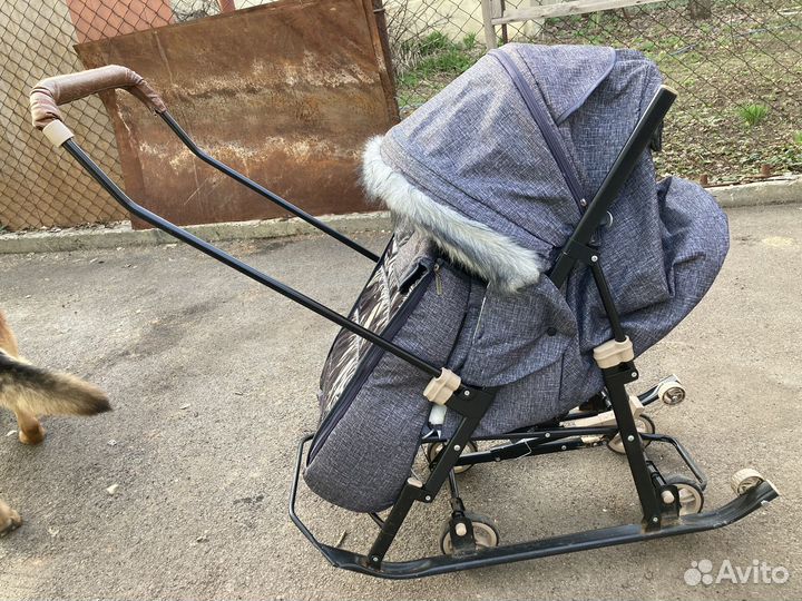 Детские санки с колесами