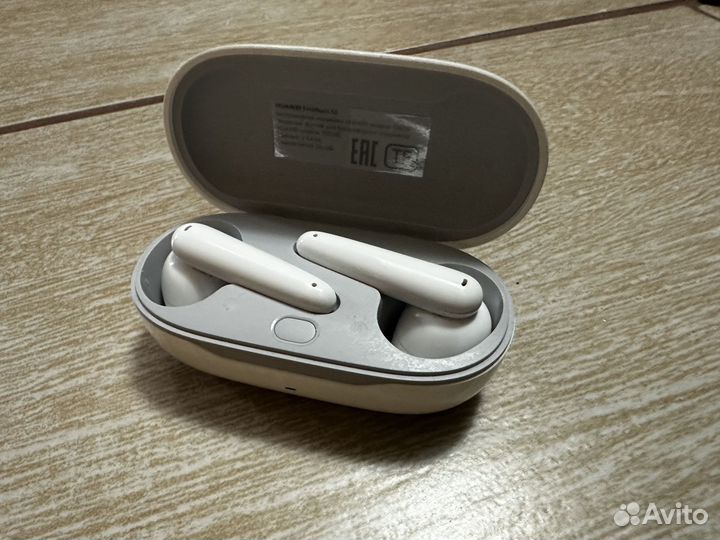 Наушники TWS Huawei FreeBuds SE белый