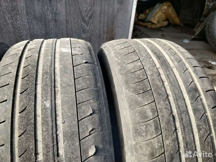 Dunlop SP QuattroMaxx 255/50 R19 и 285/45 R19 107Y