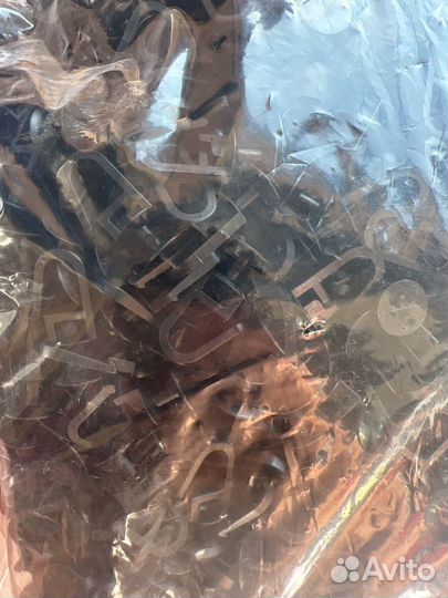 Потолочные карнизы черные