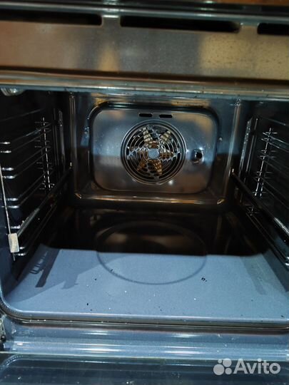 Духовой шкаф