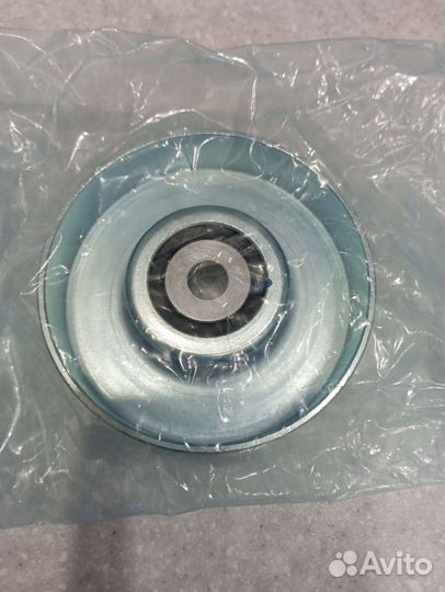 Ролик приводного ремня toyota