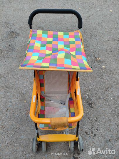 Прогулочная коляска