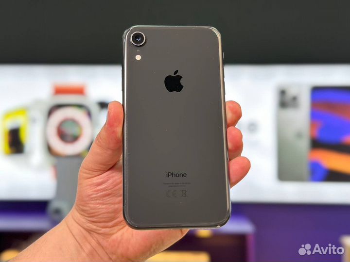 iPhone Xr, 64 ГБ