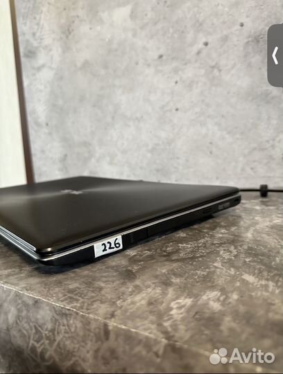 Asus i3-2365M/Nvidia 720M 2Гб/ 500Гб / 15'6