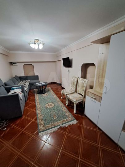 3-к. квартира, 85 м², 1/9 эт.