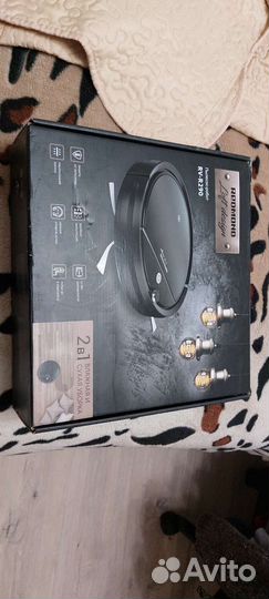 Робот пылесос redmond