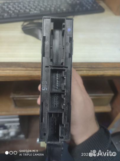 Мотор стеклоподъемника аудм а4 б6.задний левый