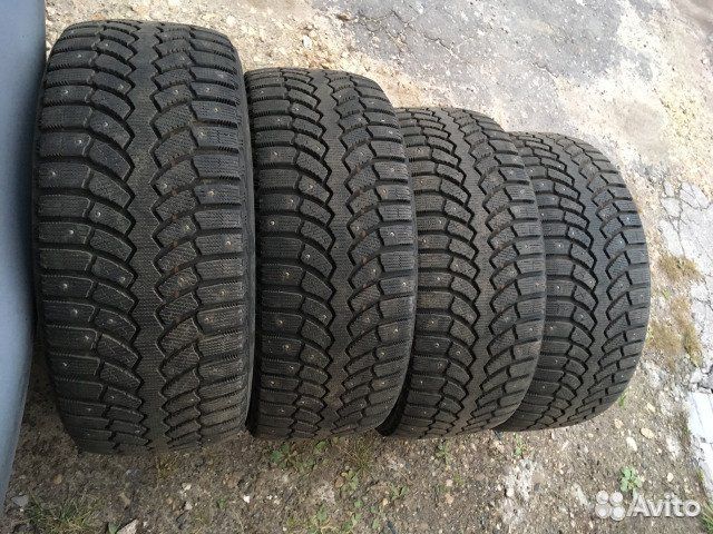 Бриджстоун близак spike-01. Bridgestone blizzak spike 01 r18. Bridgestone blizzak spike-01. Автошина bridgestone blizzak spike-01 195/55/15 б/к шип. Spike 01 бу.