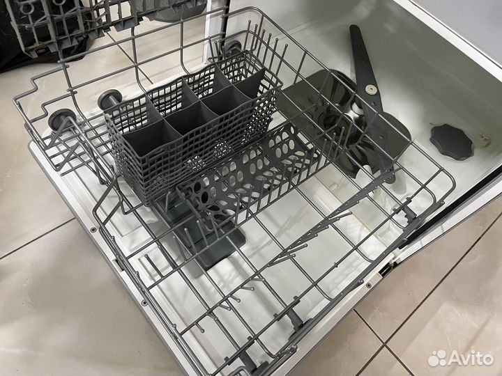 Посудомоечная машина Electrolux