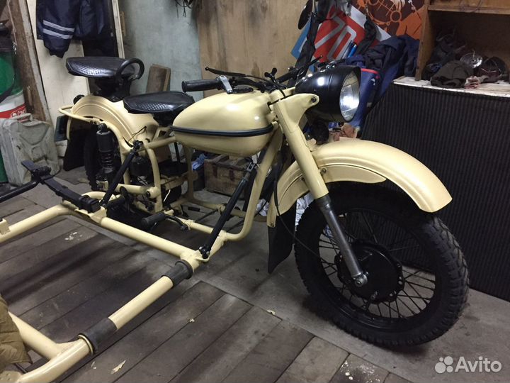 Мотоцикл Урал М-63