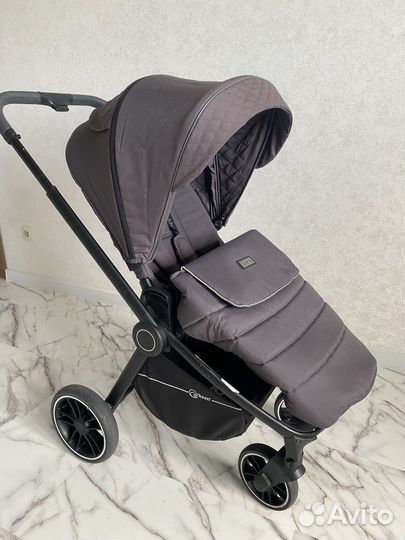 Коляска прогулочная с реверсивным блоком Rant Flex