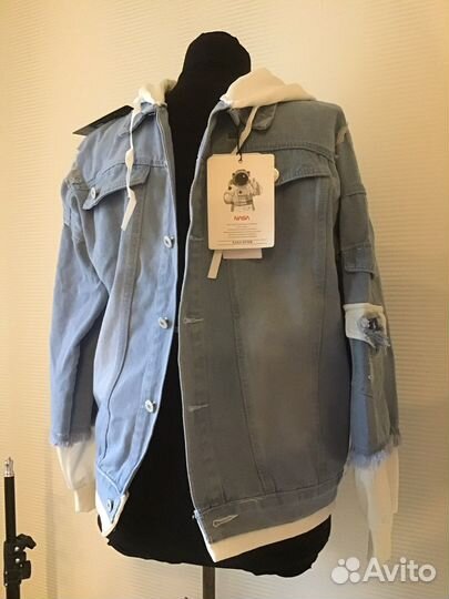 Джинсовка размер S с капюшоном nasa