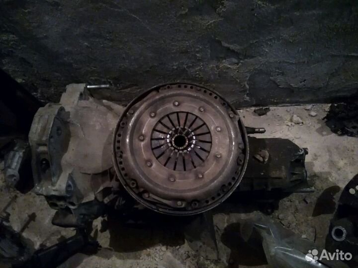 Фольксваген пассат б5 + 1.6 МКПП, коробка