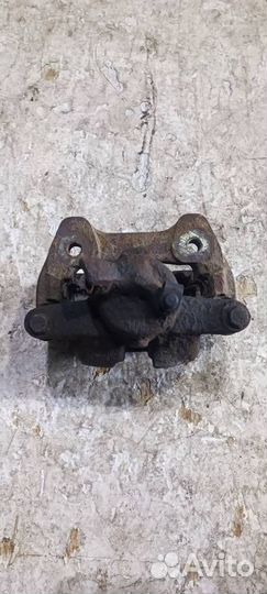 Суппорт задний правый