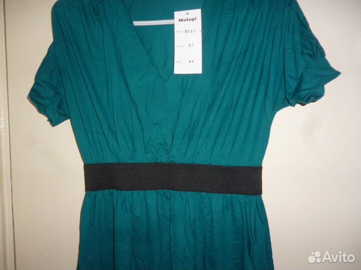 Продам платье новое р. 46