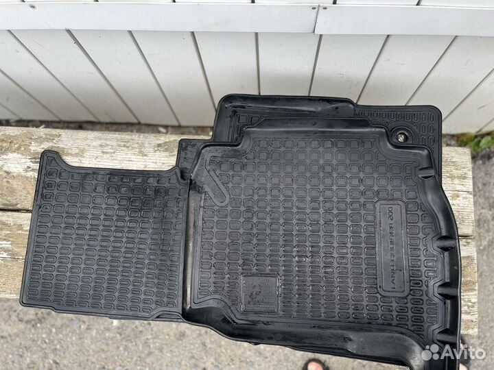 Коврики в салон toyota land cruiser 200 2018 года