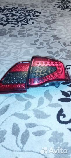 Правый задний фонарь Toyota Corolla