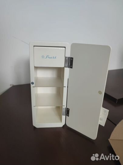 Металлический холодильник миниатюрный Maileg