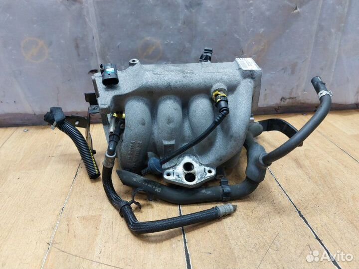 Коллектор впускной Opel Astra G Z16SE