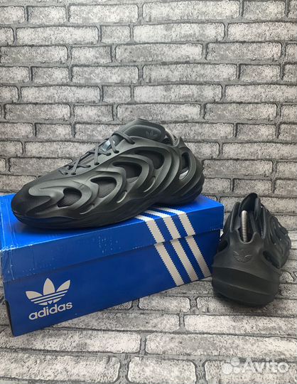 Кроссовки Adidas Adifom Q