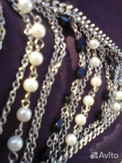 Жилет из цепочек и бусин