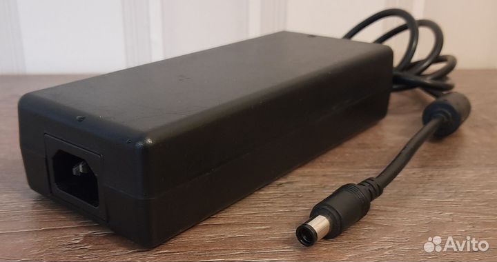 Блок питания ноутбука, моноблока 19V, 7.9A