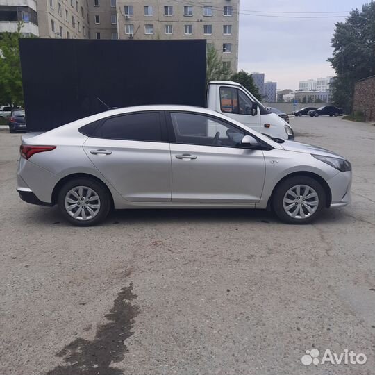 Hyundai Solaris 1.6 AT, 2020, 150 000 км