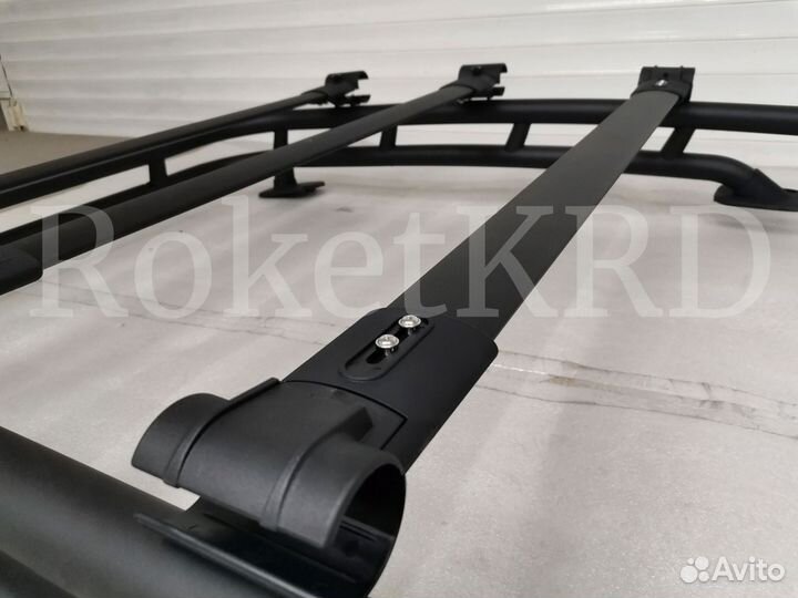 Багажник Toyota FJ Cruiser Black Штатный