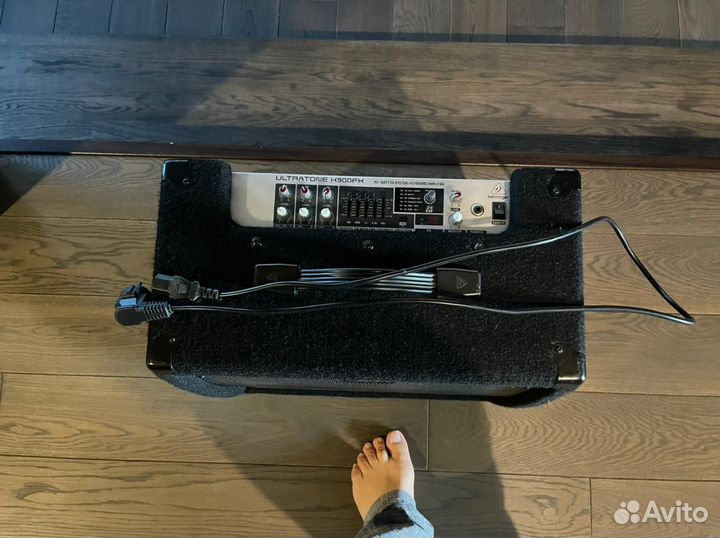 Колонка усилитель звука Behringer