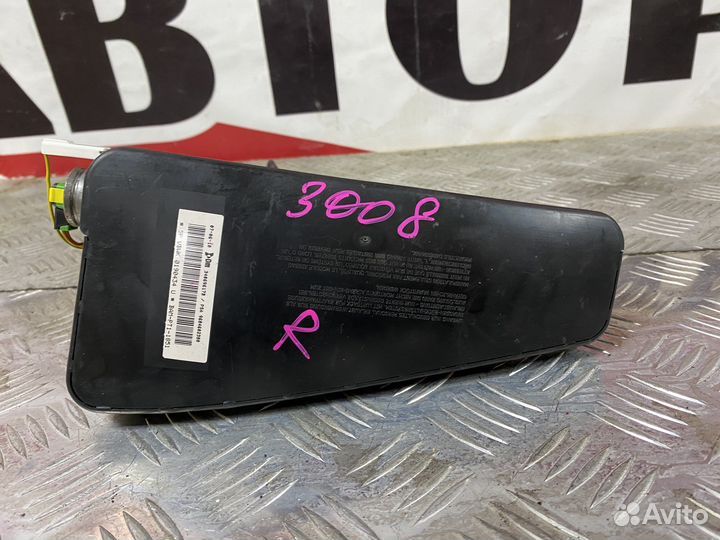 Подушка в сиденье правая Peugeot 3008