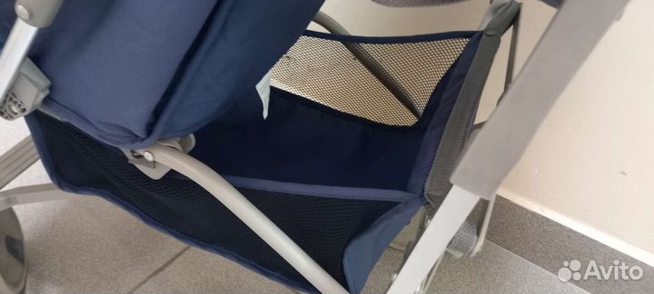 Прогулочная коляска трость