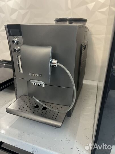 Кофемашина Bosch TES 50621 RW