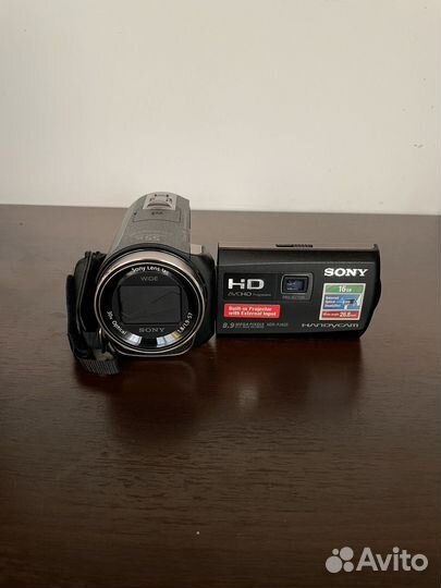 Видеокамера Sony HDR PJ420E