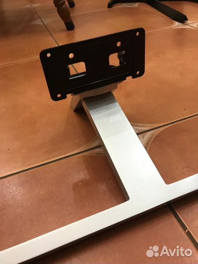 Подставка под телевизор