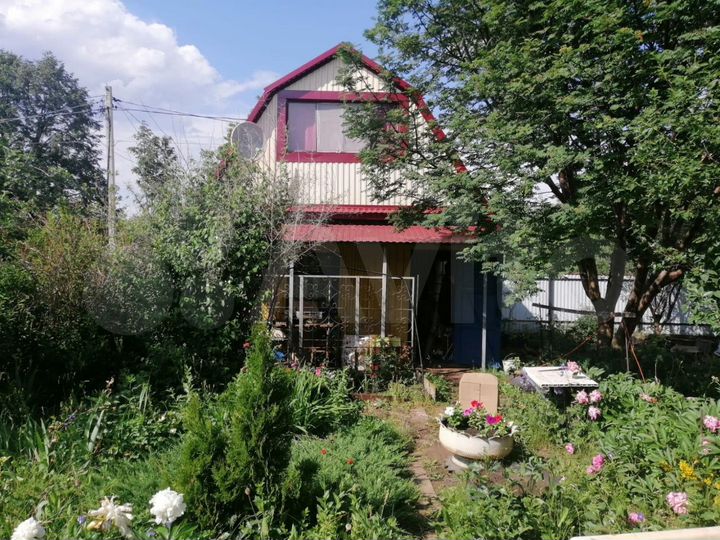 Участок 8,2 сот. (СНТ, ДНП)